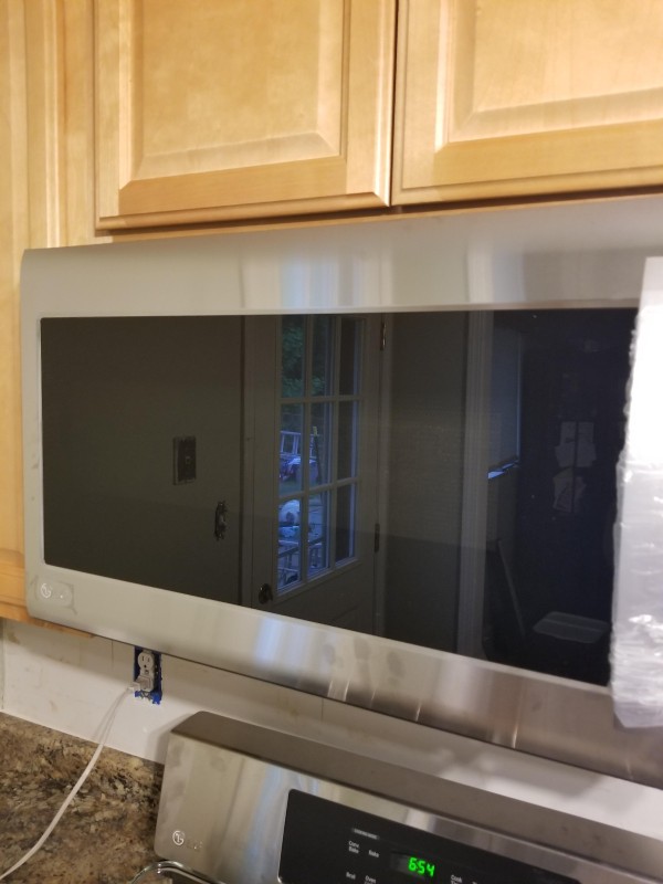 electrodomesticos - Microonda  con extractor incluido LG LMV2031ST 0