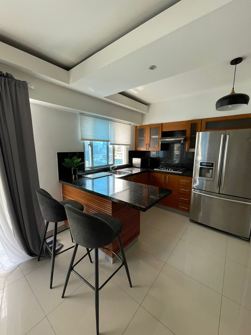 apartamentos - Apartamento en alquiler Amueblado  en Bella Vista piso alto con balcón  1