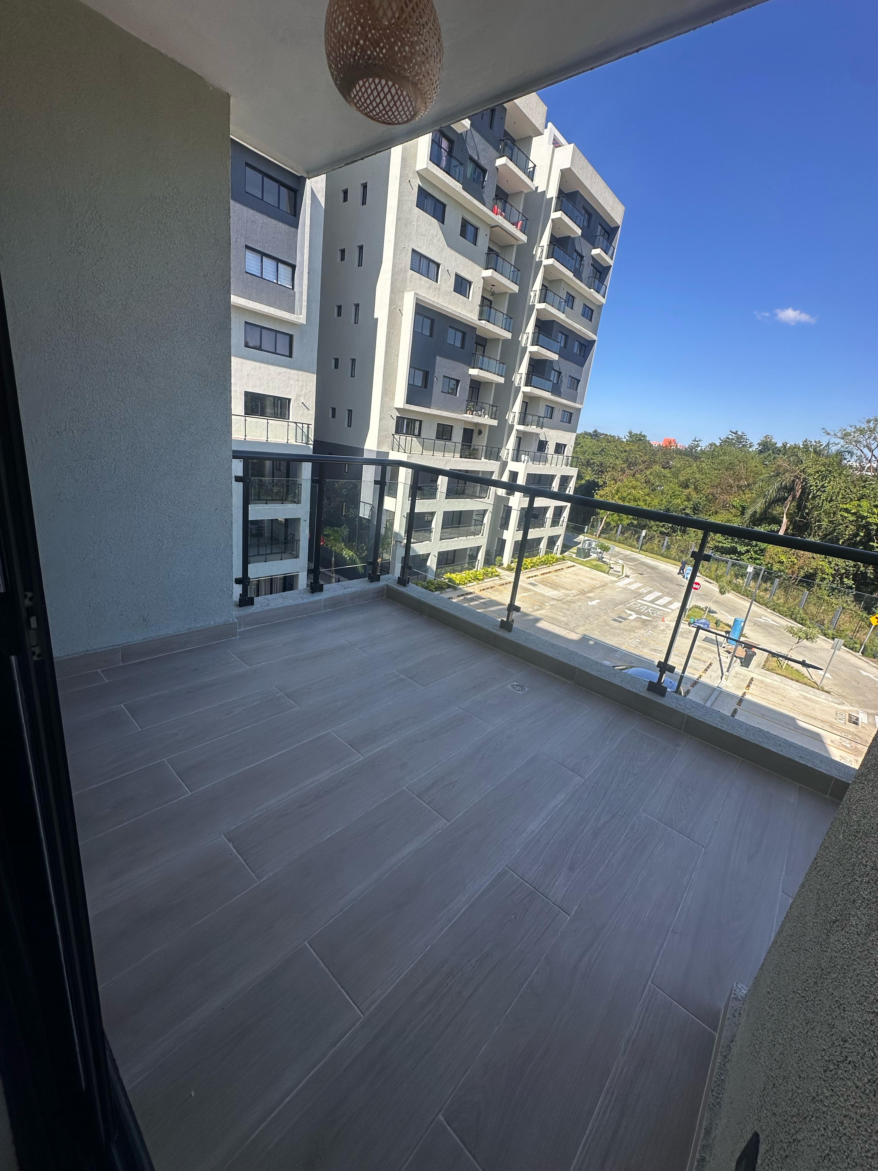 apartamentos - Apartamento en Alquiler, Urb. Thomen  8