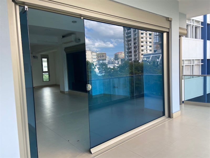 oficinas y locales comerciales - Oficina en naco amplia 3