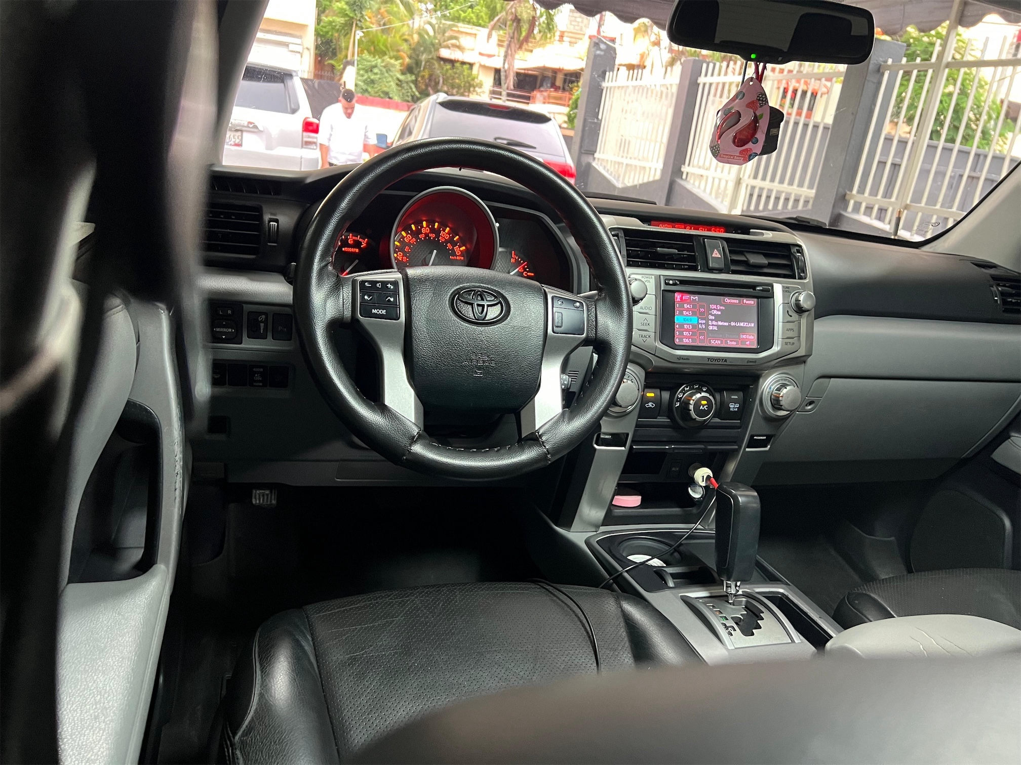 jeepetas y camionetas - TOYOTA 4RUNNER SR5 AÑO 2012 CON EL KIT 2018 6