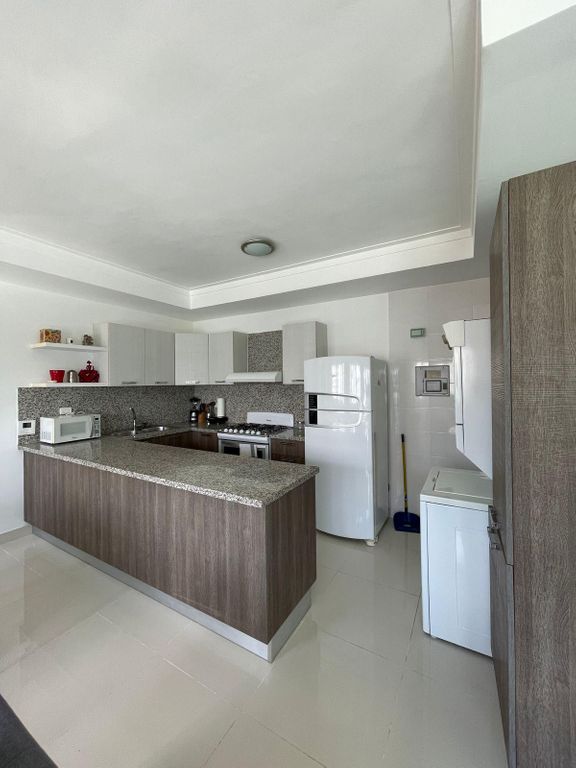 apartamentos - Descubre este apartamento en Piantini 2