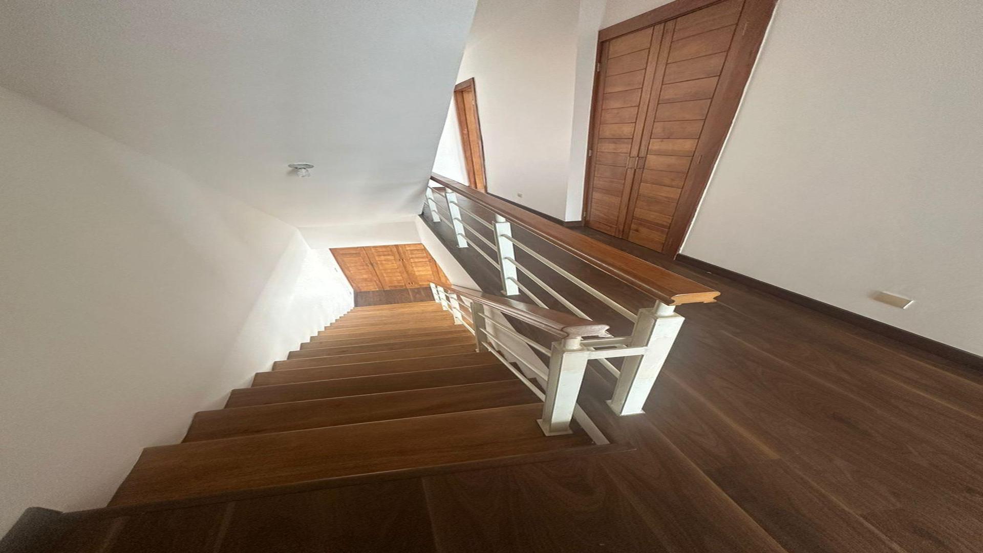 apartamentos - Apto Con Terraza en Último piso! Naco 2