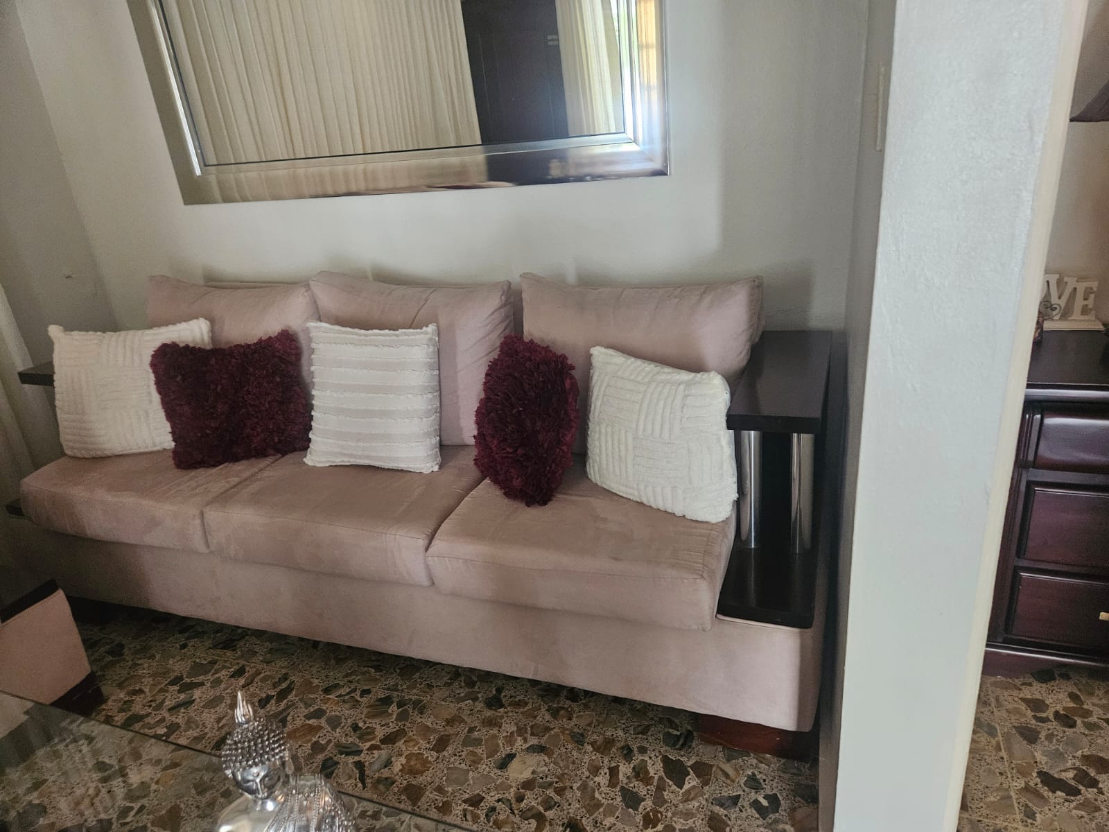 muebles y colchones - Hermoso juego de muebles y comedor de caoba 0