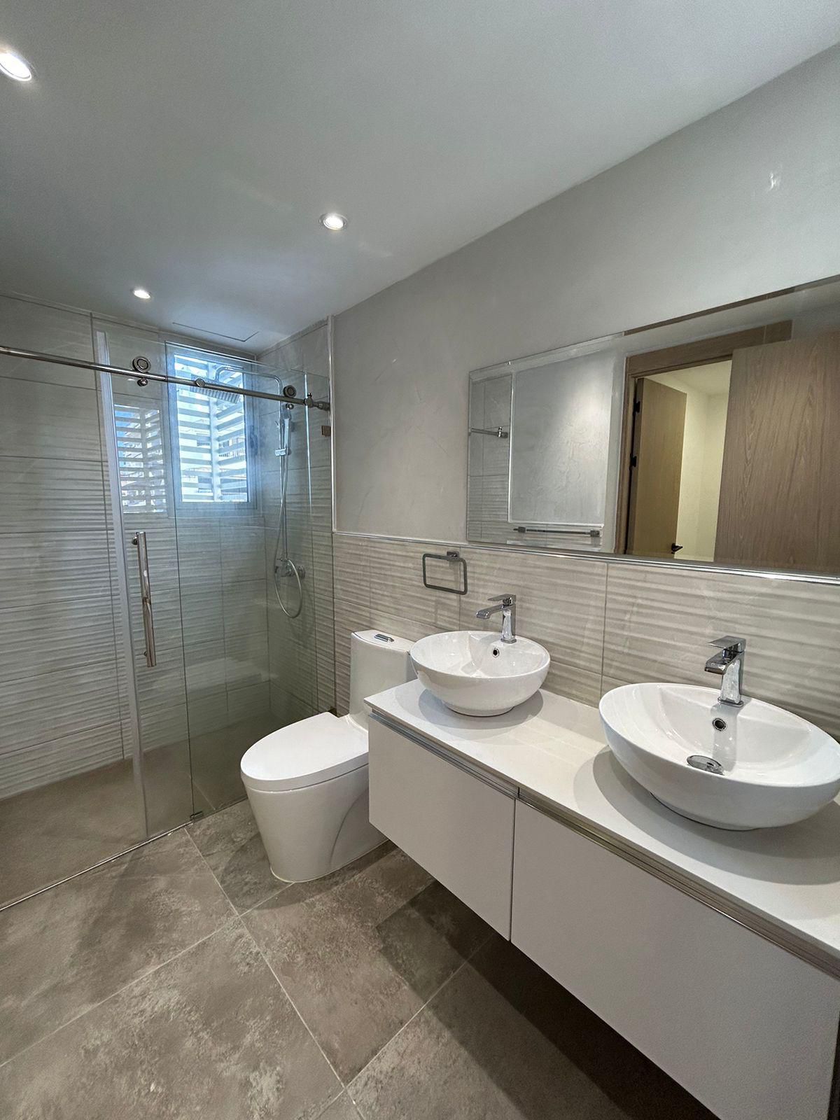 apartamentos - Alquiler en Naco de oportunidad 2 hab. Piscina 6