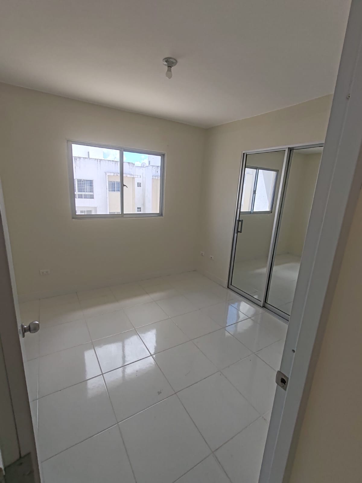 apartamentos - Se alquila penthouse en Residencial Joel Arturo V Licey al medio 5