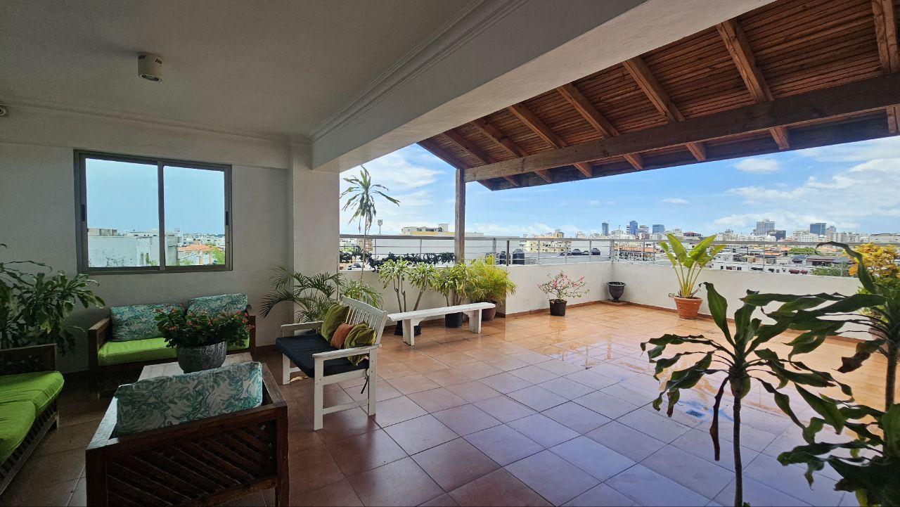 apartamentos - APARTAMENTO EN EL MILLÓN 2DO NIVEL CON TERRAZA 5