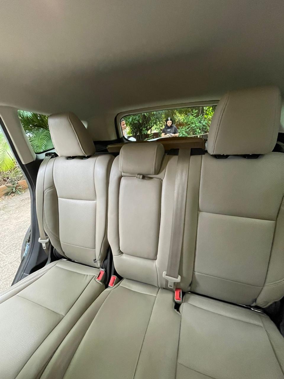 jeepetas y camionetas - Vendo Ford 2017 650,000 negociable 4