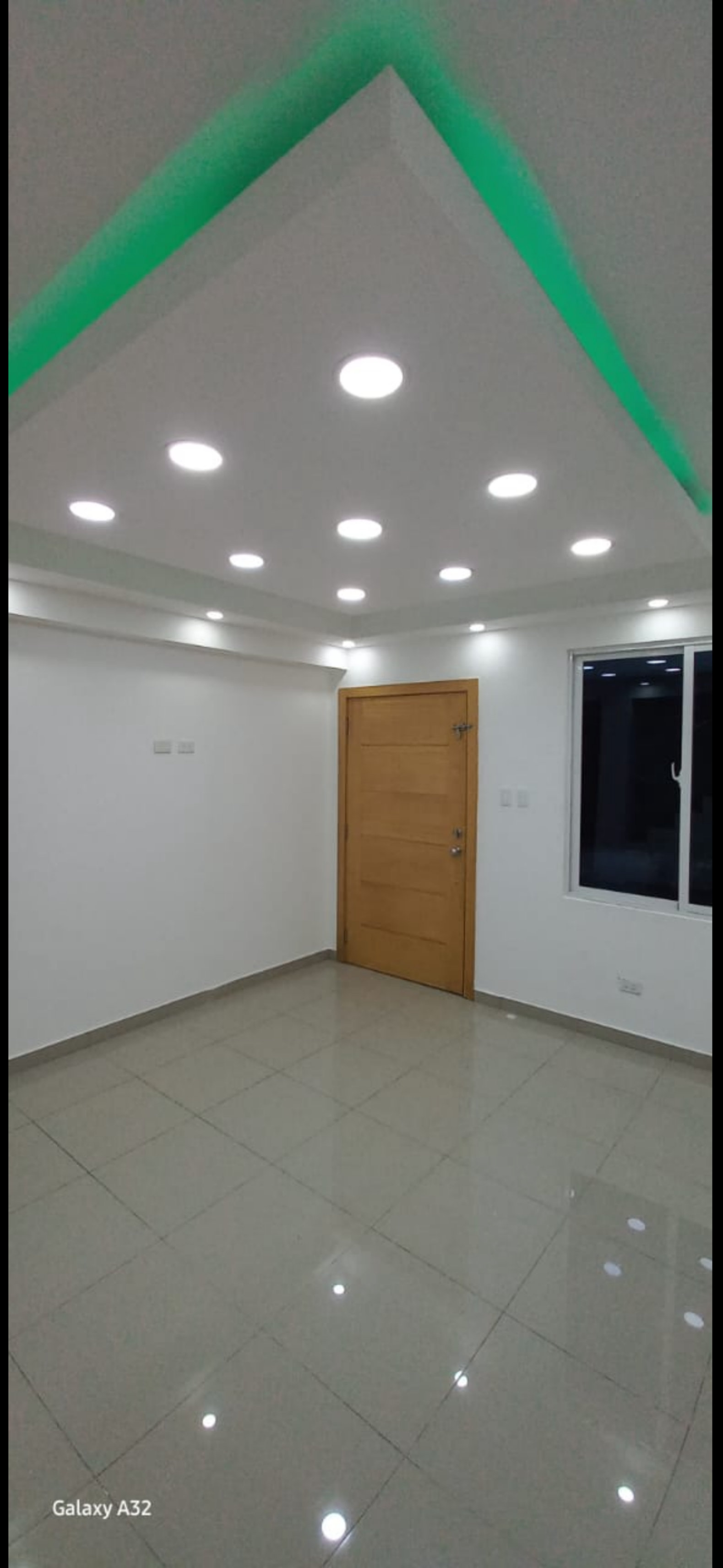 casas - 🏡 ¡ALQUILA LA CASA DE TUS SUEÑOS EN SANTO DOMINGO ESTE! 🏡
Solo $800 mensuales 1