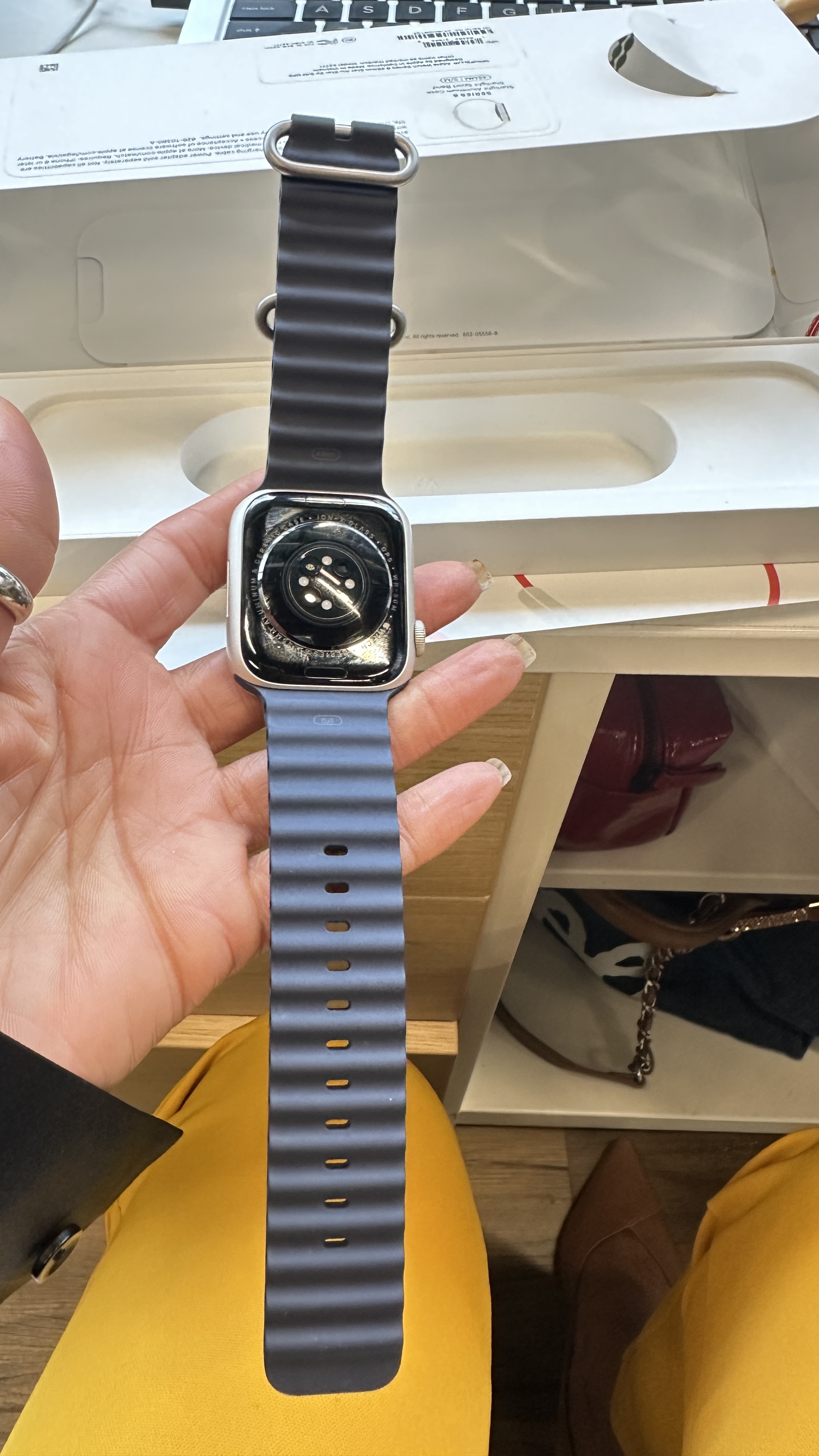 joyas, relojes y accesorios - Vendo reloj iwatch Serie 8 45 MM 6