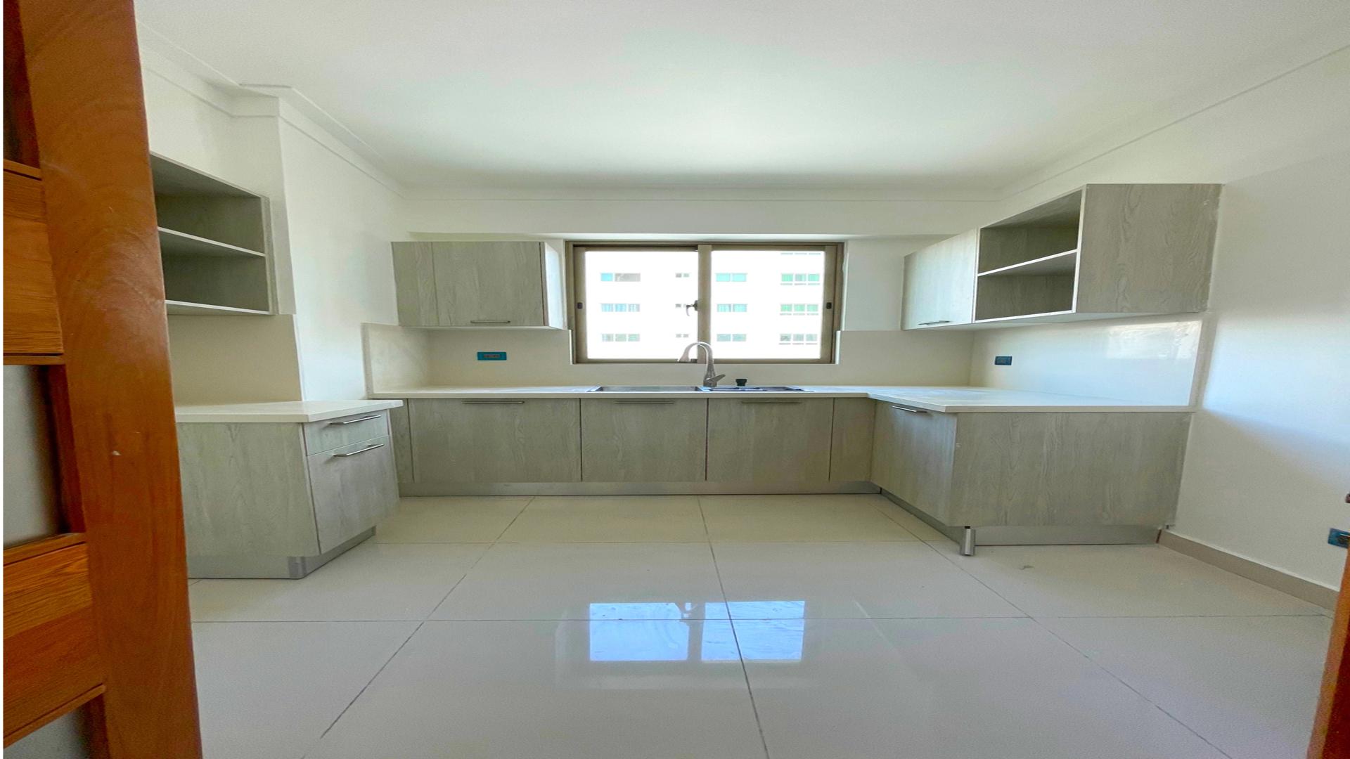 apartamentos - VENDO AMPLIO APARTAMENTO EN LOS CACICAZGOS 8