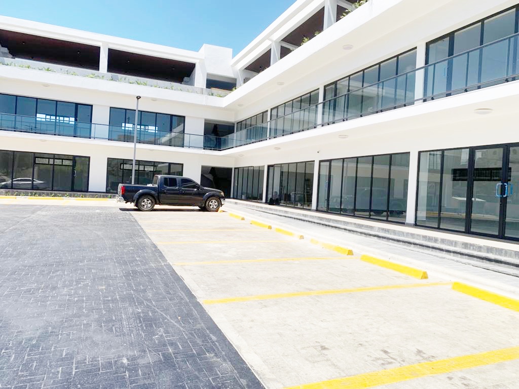 oficinas y locales comerciales - Local en Venta 150 metros 7