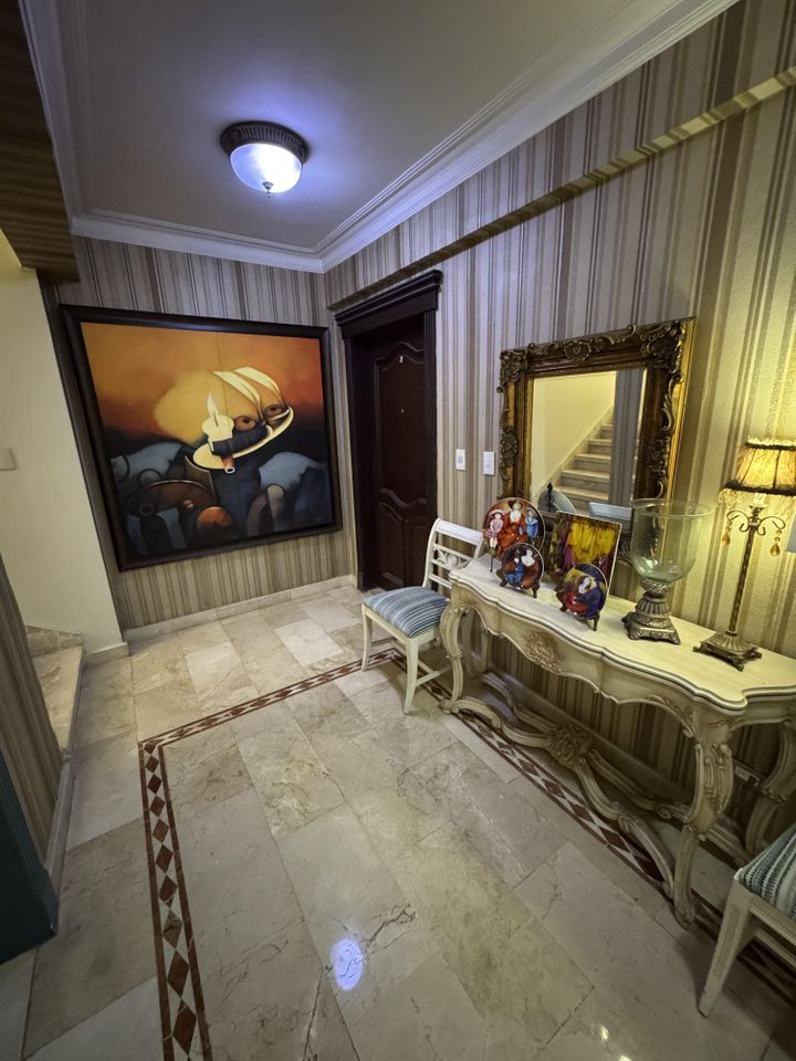apartamentos - Apartamento en venta en URB. Real 5