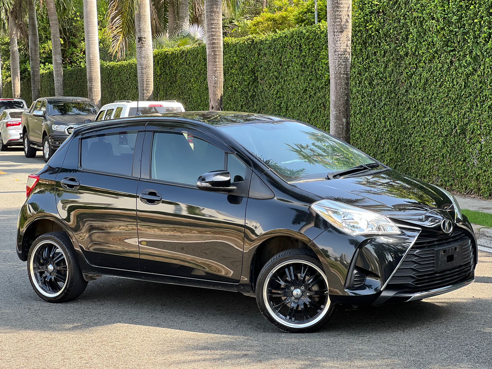 carros - TOYOTA VITZ 2019 5
