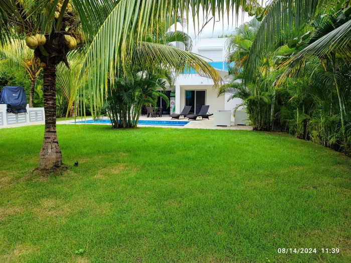 casas vacacionales y villas - Villa Amueblada en Venta y Renta - Playa Nueva Rom 8