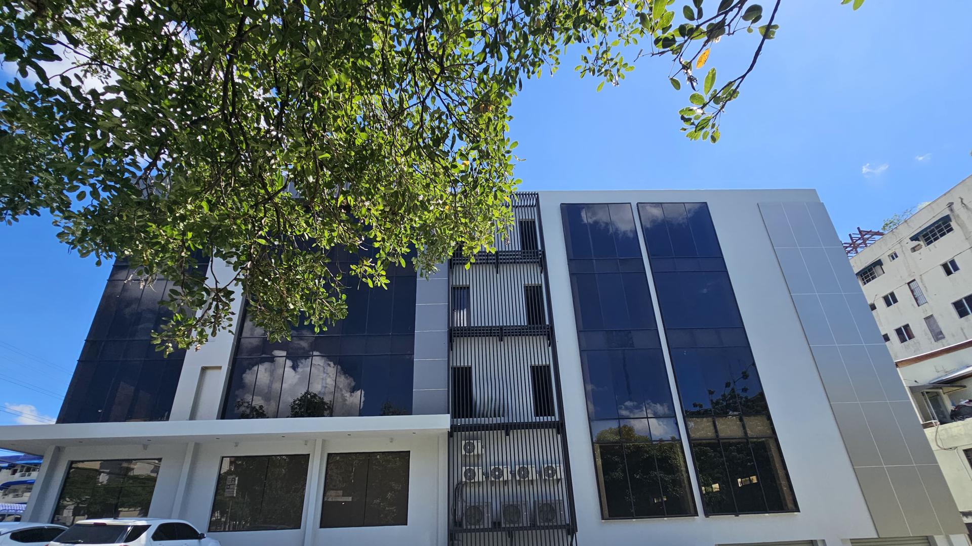oficinas y locales comerciales - TORRE CORPORATIVA Y COMERCIAL EN GAZCUE 4