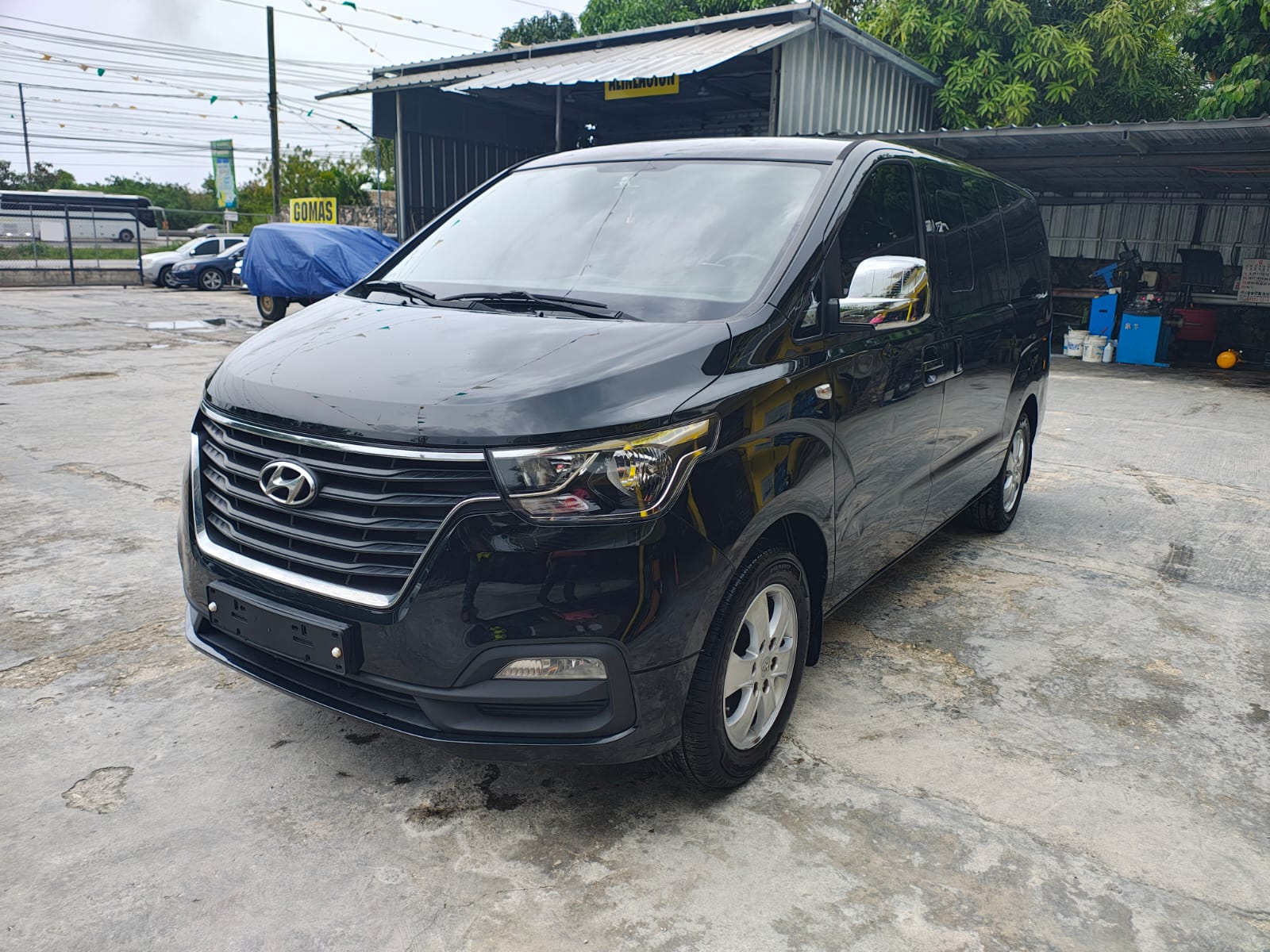 jeepetas y camionetas - HYUNDAI GRAND STAREX 2020 de GAS RECIEN IMPORTADA 2