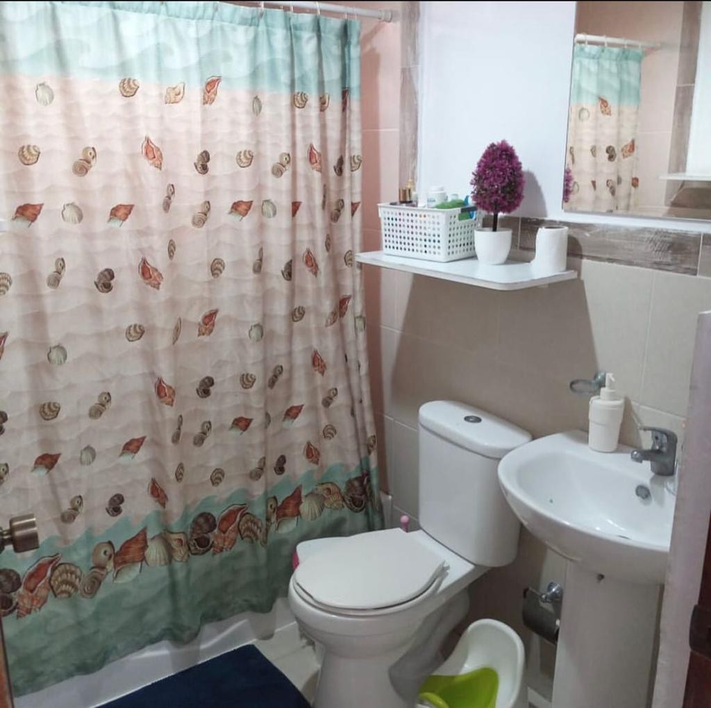 apartamentos - Se vende apartamento en Altos de Arroyo Hondo primer piso 7