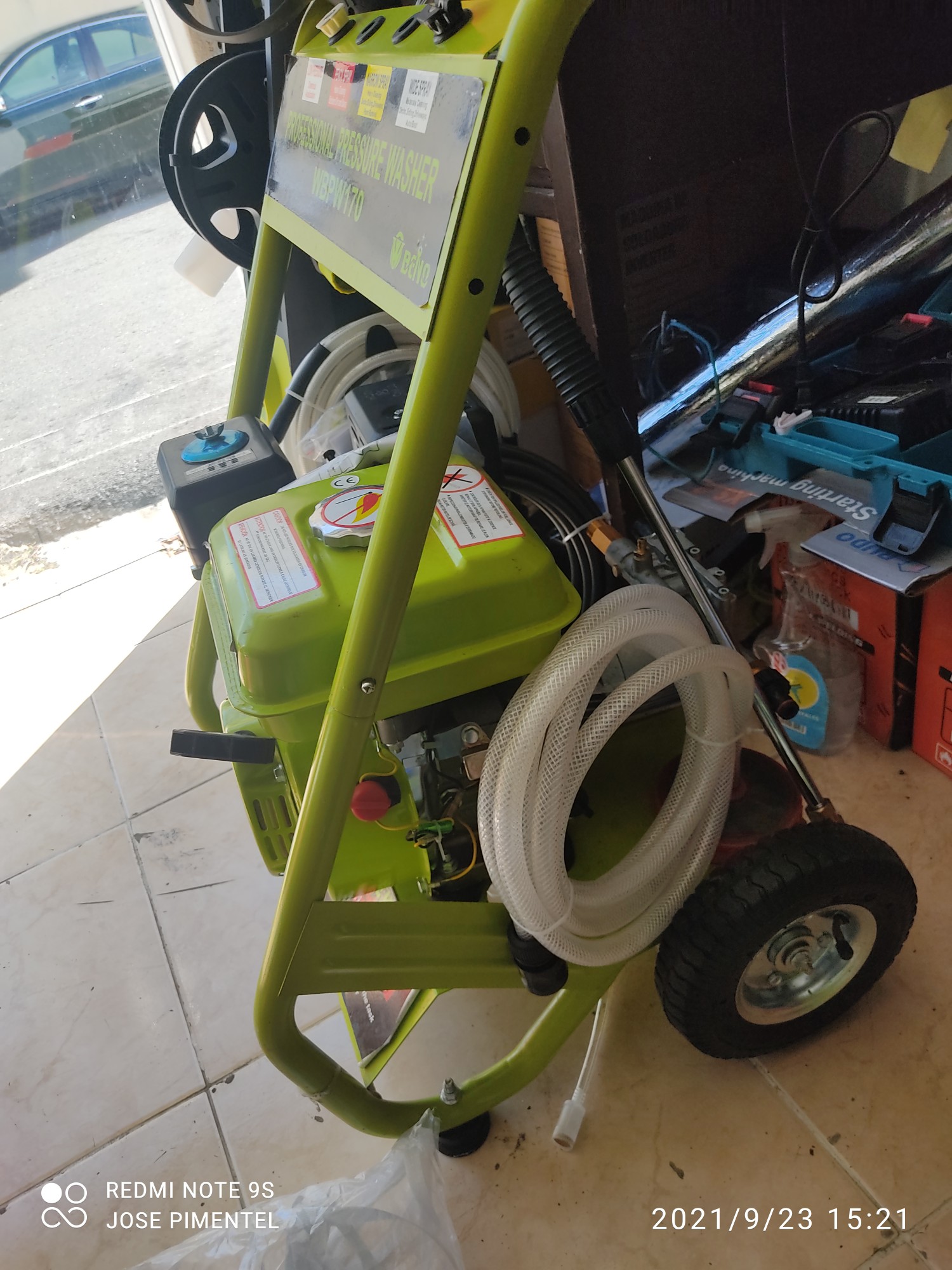 equipos profesionales - Hidrolavadora BENO gasolina 3000 psi 1