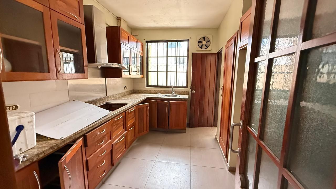 casas - Casa ideal para todo tipo de negocio en alquiler  4