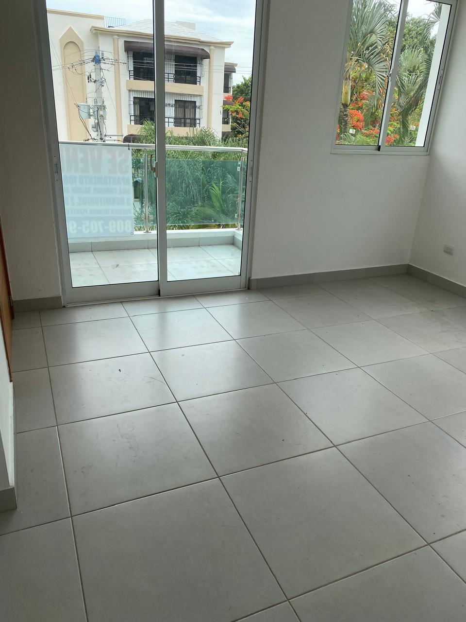 apartamentos - Apartamento en Venta 3er nivel, Reparto Universita 2