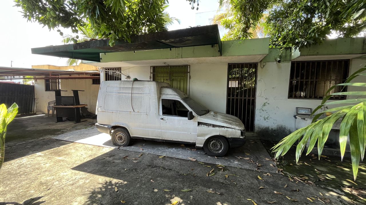 casas - Casa en venta en Miramar  0