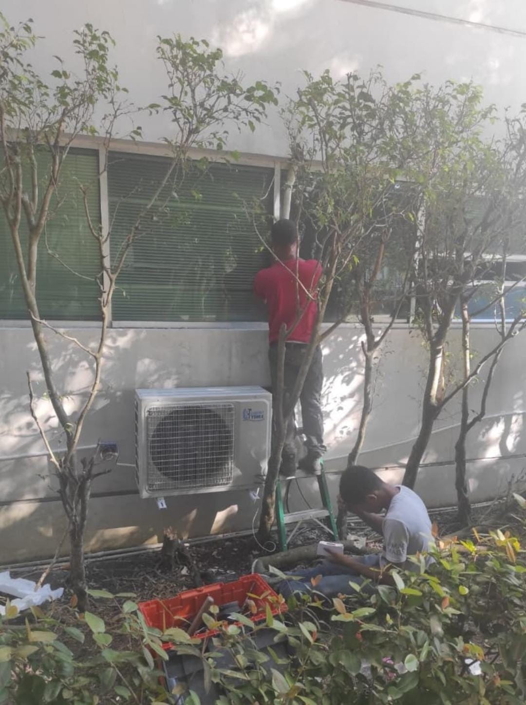 servicios profesionales - Aires acondicionados y refrigeración  3