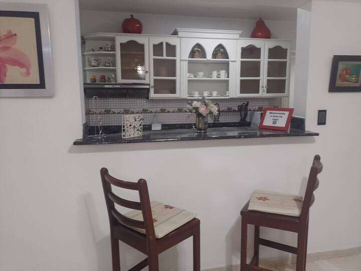 apartamentos - Apt 2 hab 1.5 baños, cerca Ágora Mall 3