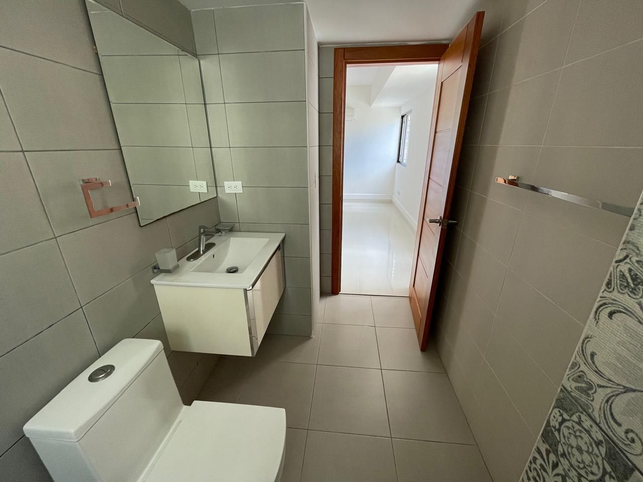 apartamentos - Alquiler de Apartamento en Evaristo Morales 7