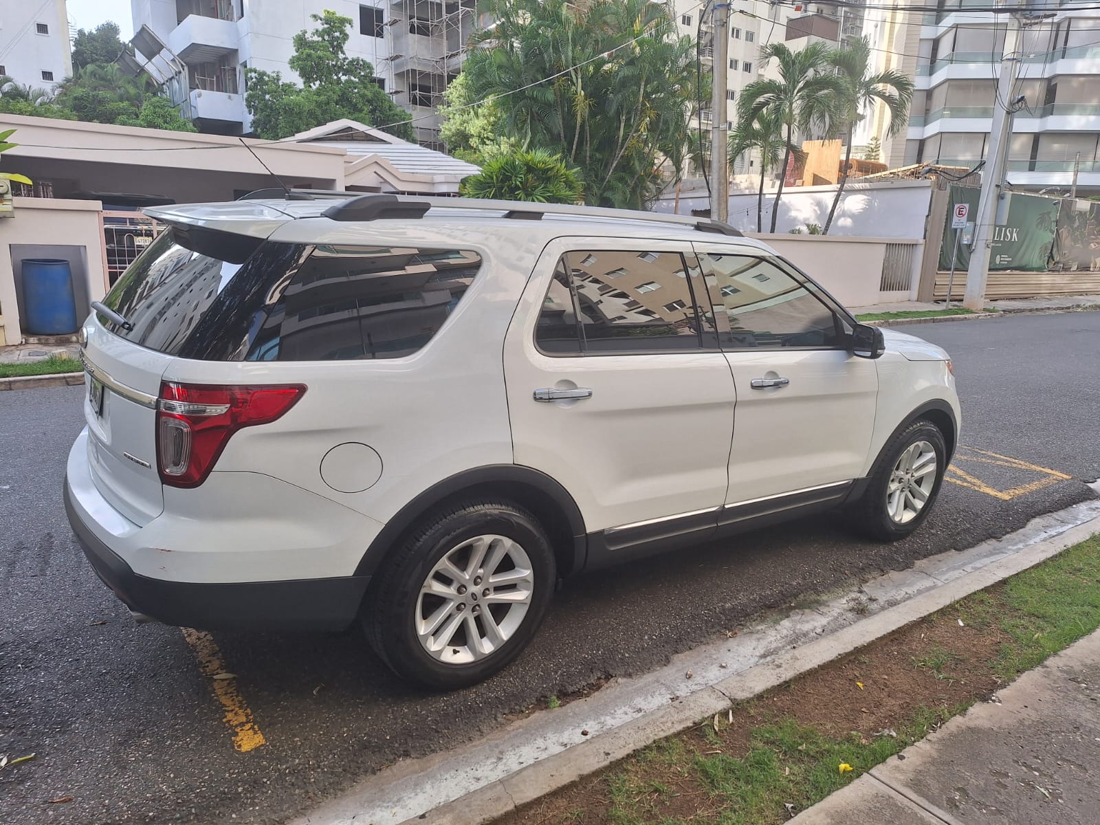 jeepetas y camionetas - Espectacular Ford Explorer 2014 1