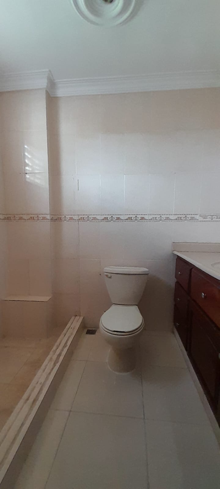 apartamentos - Vendo apartamento en 3er nivel de Alma Rosa I 9