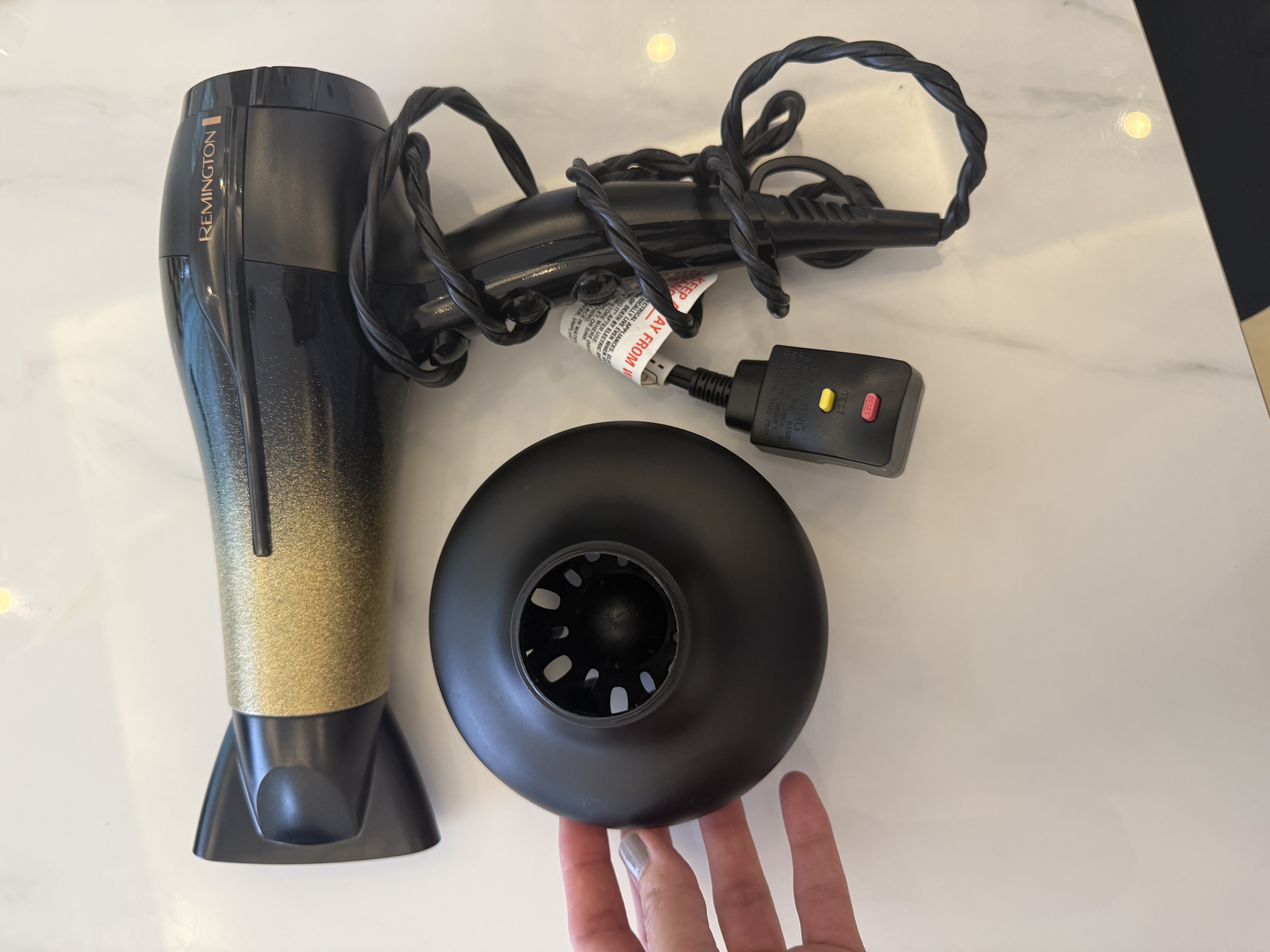 salud y belleza - Blow air secador de pelo Blower Remington pro ceramic. 