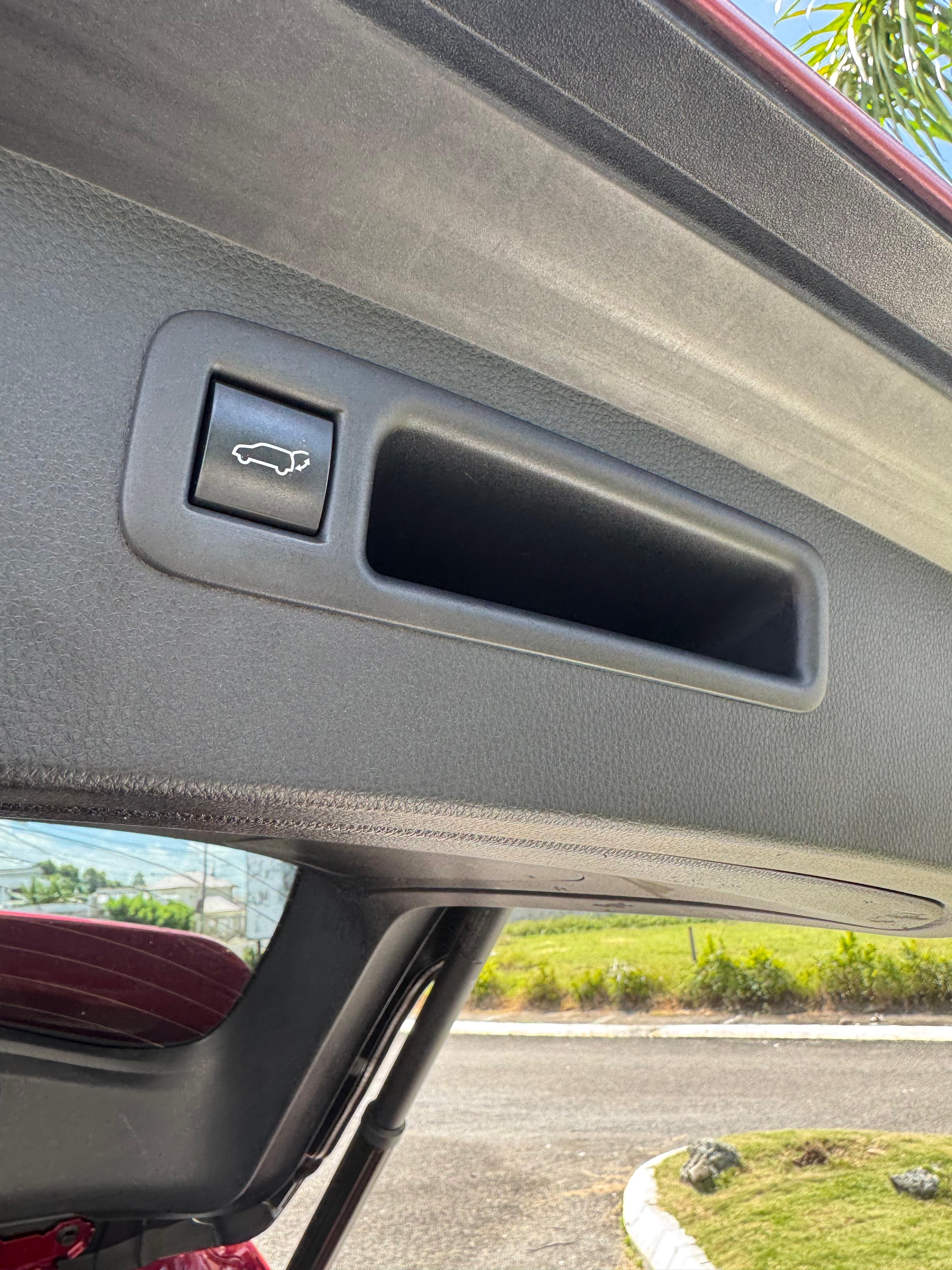 jeepetas y camionetas - Toyota Highlander 2020 XLE AWD 9