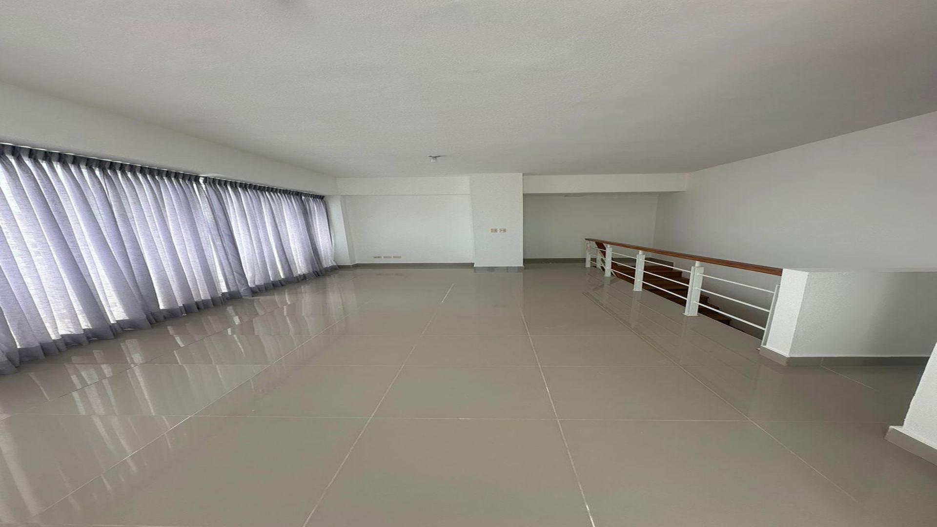 apartamentos - Apto Con Terraza en Último piso! Naco 3