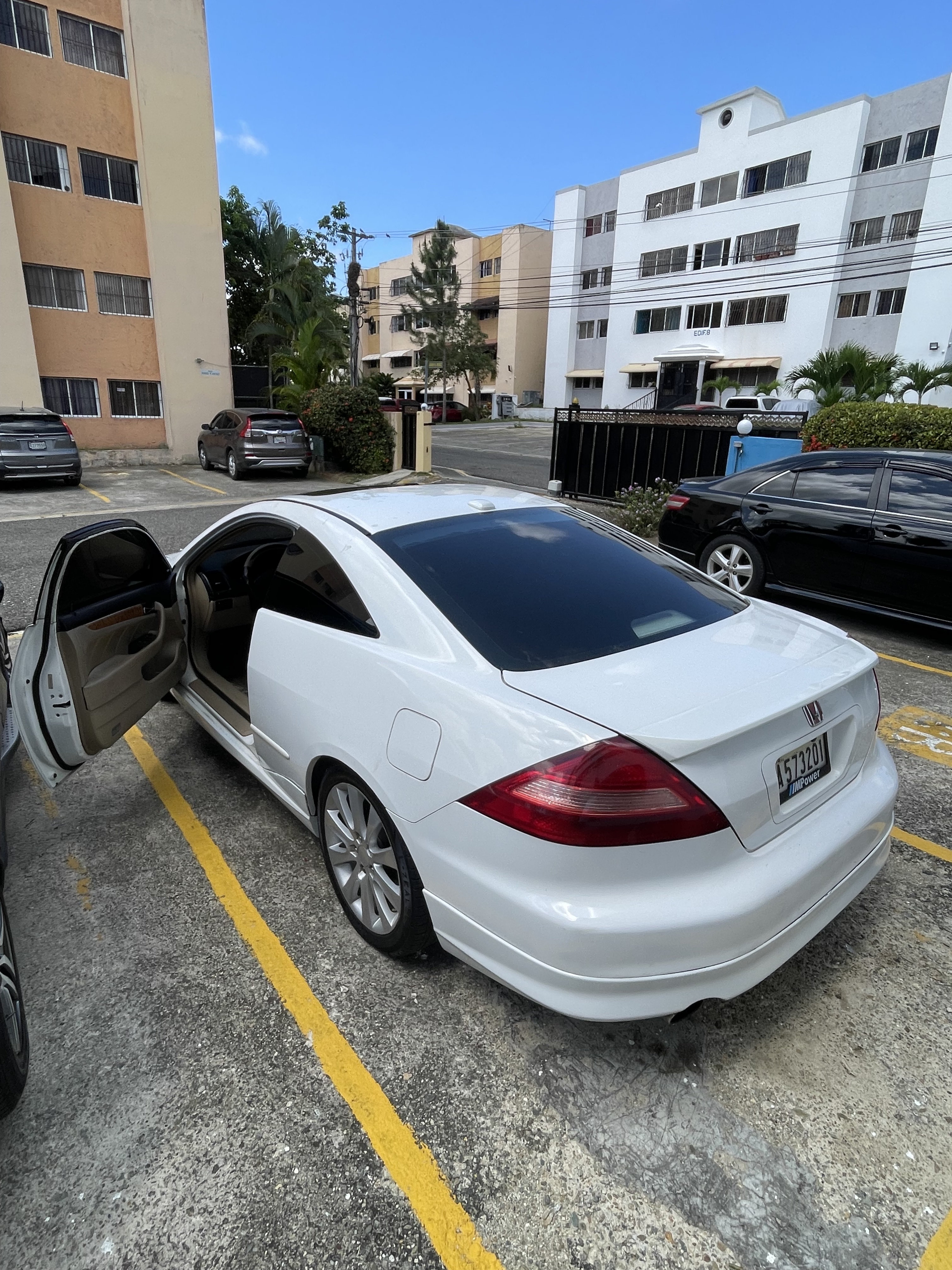 carros - se Honda accord coupe con aro 17 2005 con buena musica interior  6