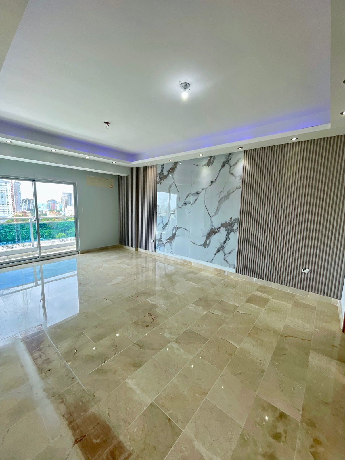 apartamentos - Apartamento en Piantini Piso 10  3