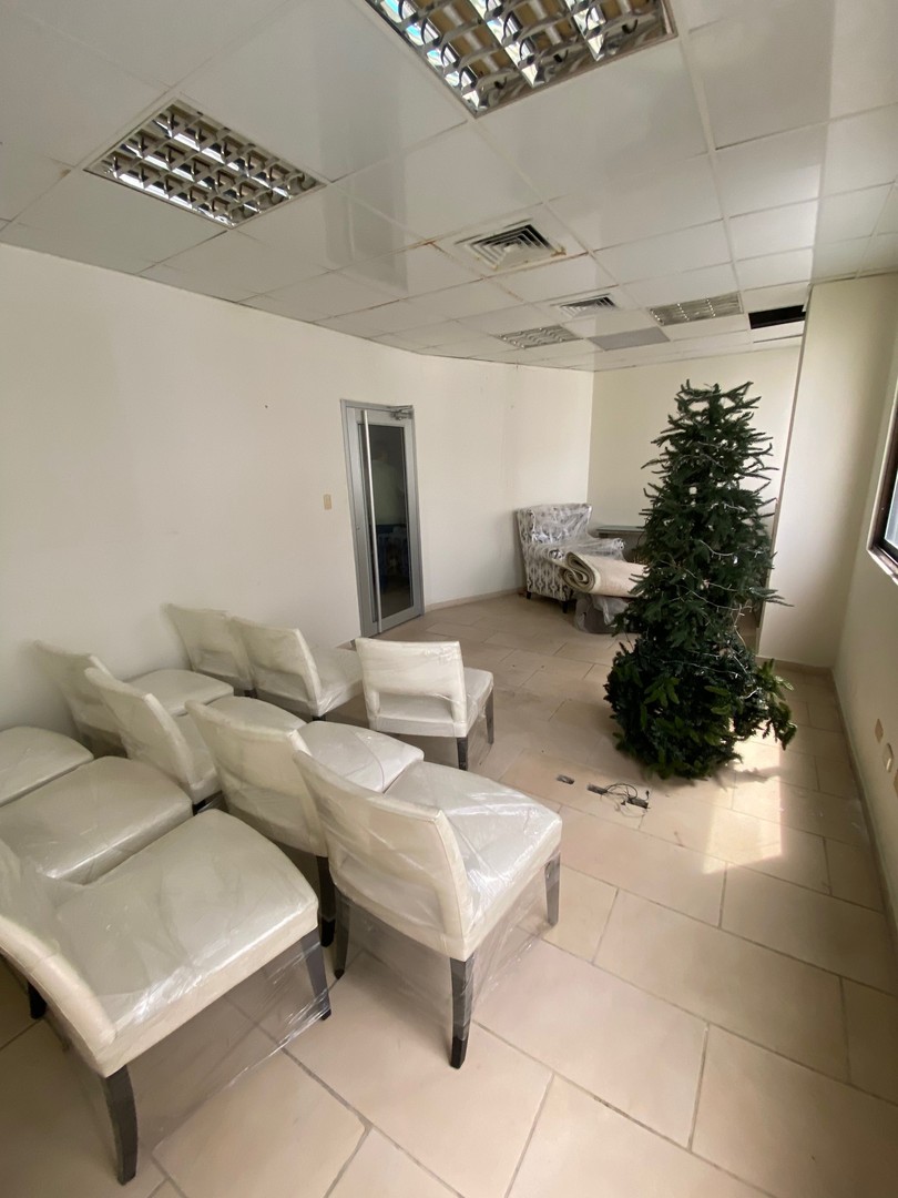 oficinas y locales comerciales - Piantini oficina 126m2 en edificio corporativo 3