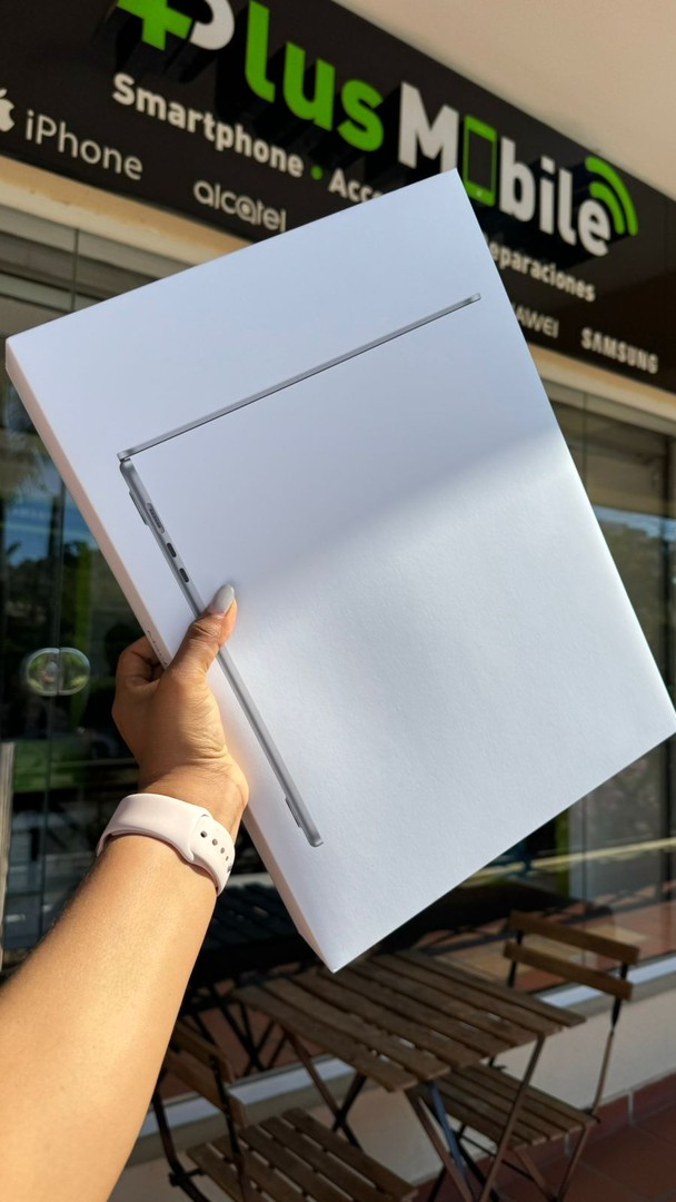 celulares y tabletas - Macbook Air M2 15.3 NUEVA!!! 0