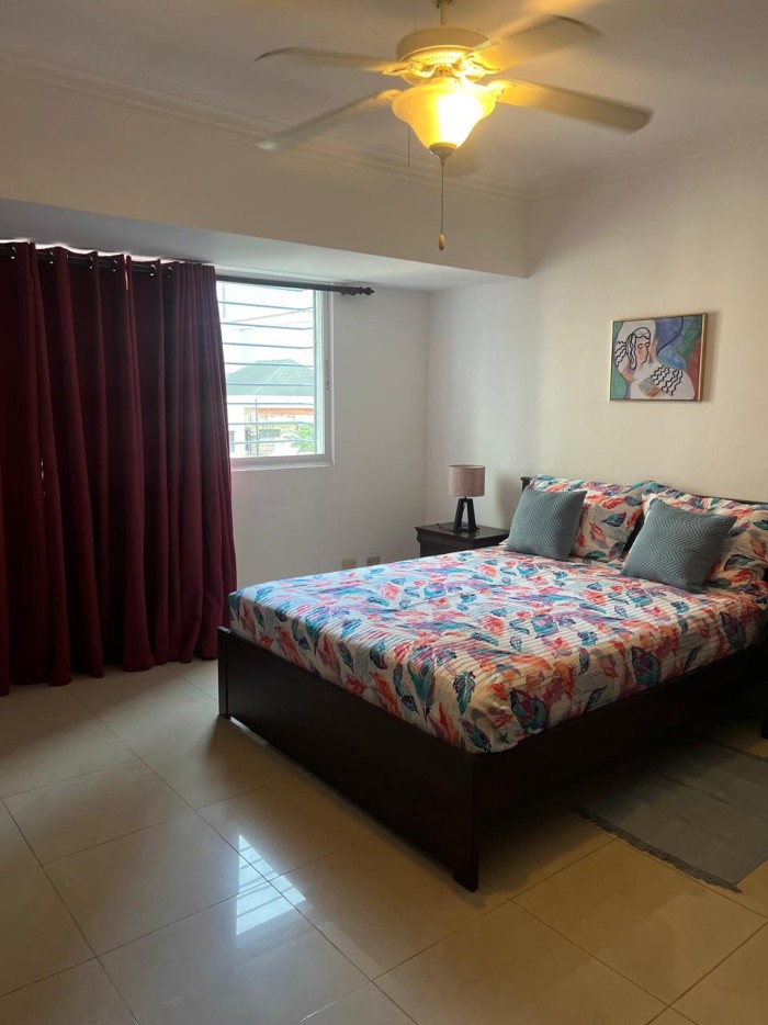 apartamentos - ¡Amplio  Apartamento Amueblado en Piantini  2