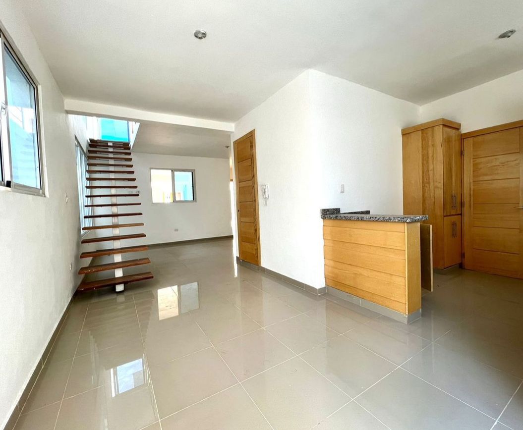 casas - Se rentan casas de dos niveles ubicadas en Prado oriental  3