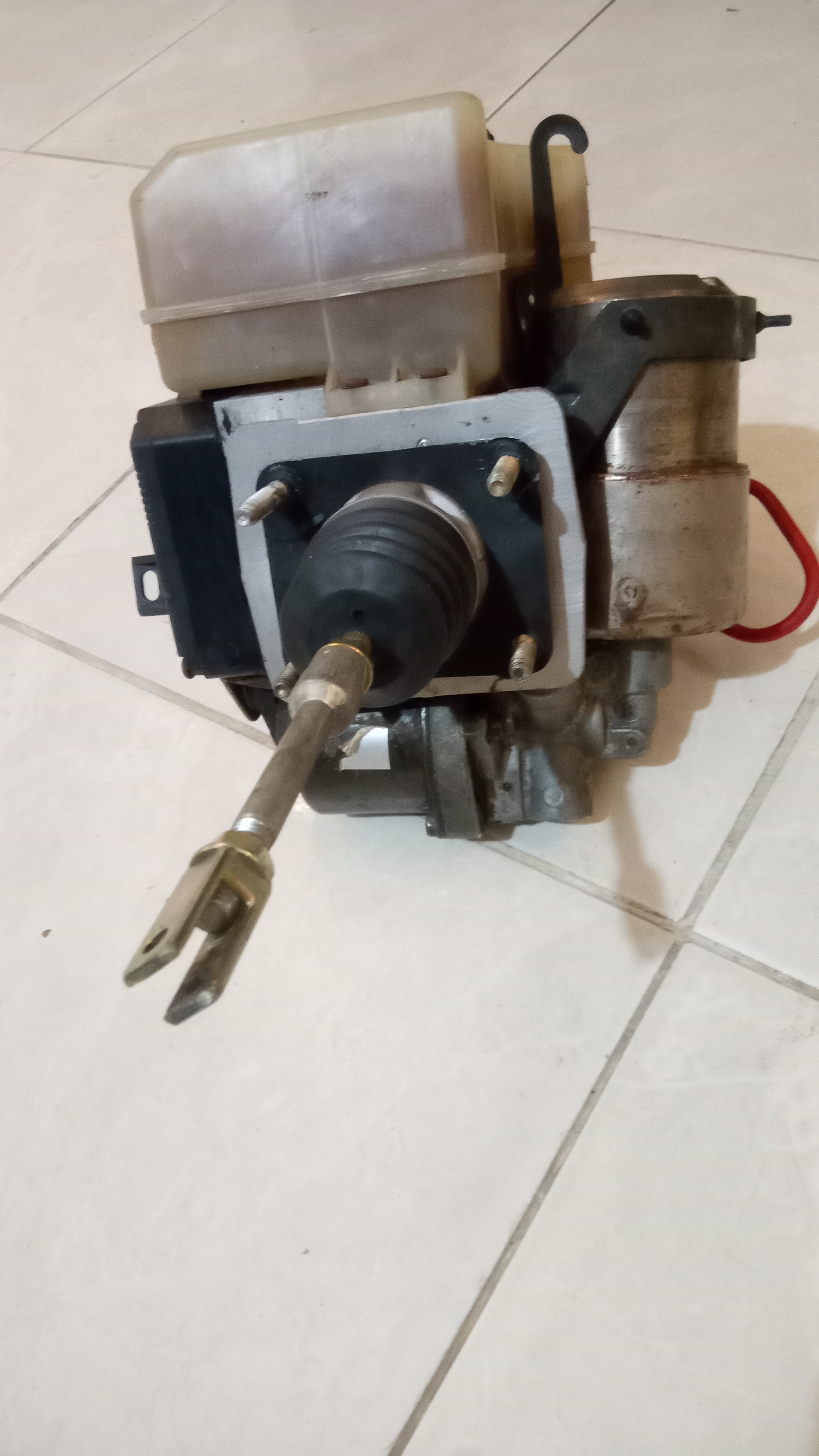 repuestos - Bomba de freno Ford runner 5