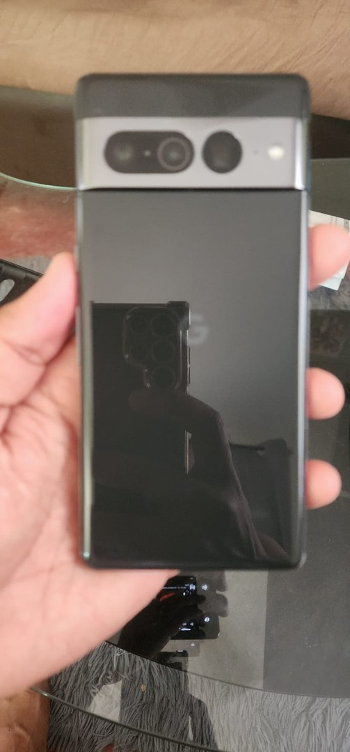 celulares y tabletas - Vendo Google pixel 7 pro 12 GB de memoria ram, 128gb de almacenamiento. 1