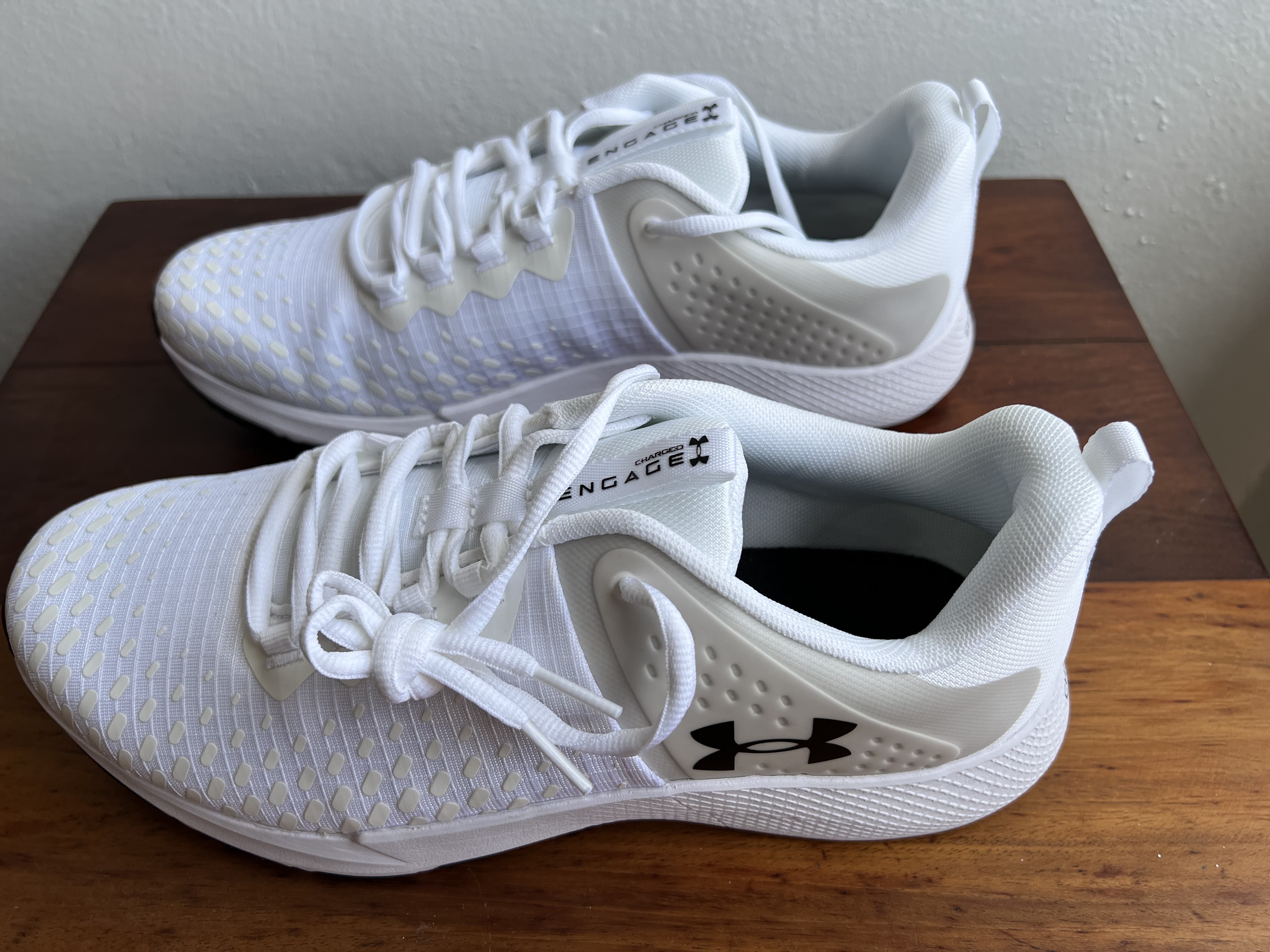 zapatos para hombre - Zapatos deportivos para hombres marca UNDER ARMOUR Nuevos size 9 -9,5 - 10  4