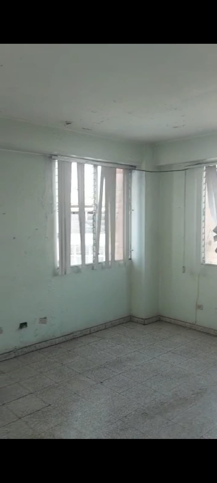oficinas y locales comerciales - Local comercial en alquiler 0