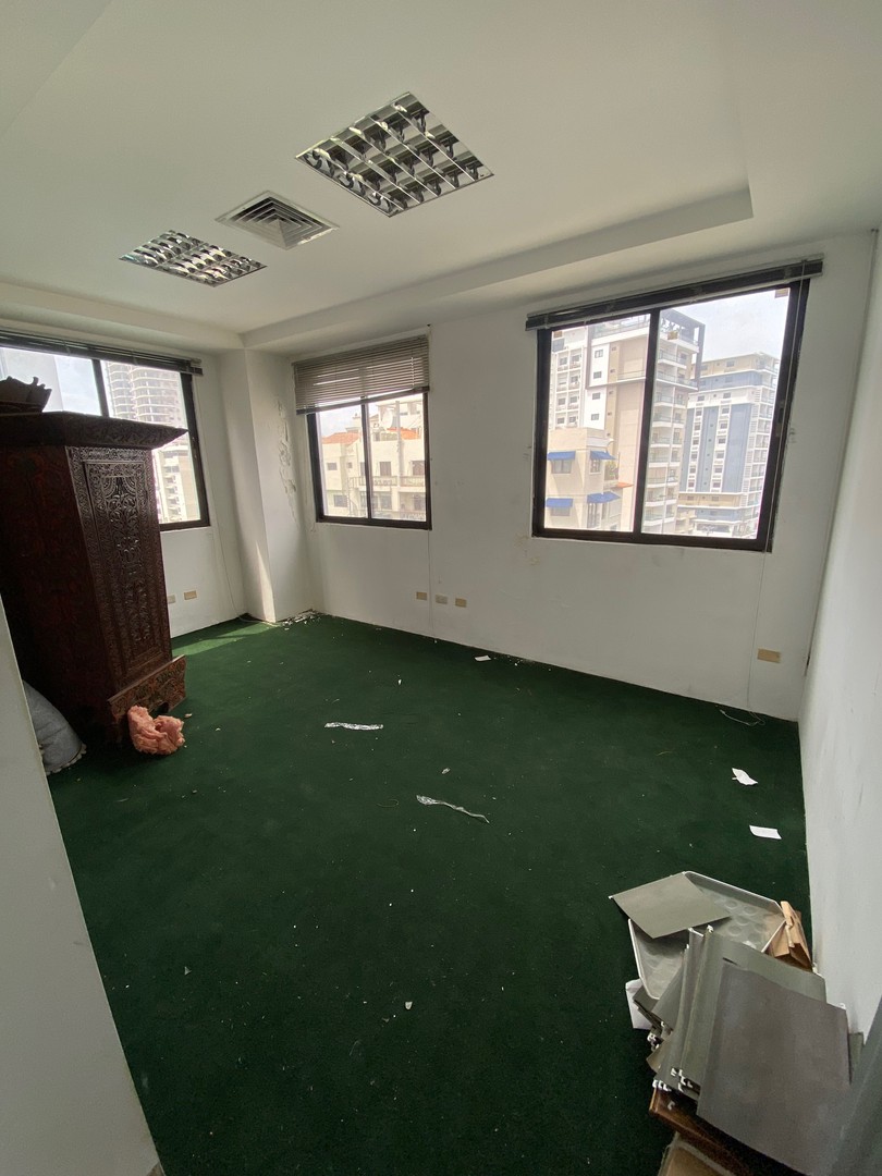 oficinas y locales comerciales - Piantini oficina 126m2 en edificio corporativo 4