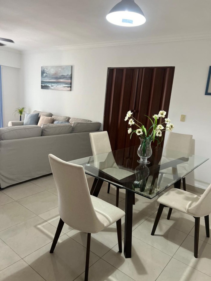 apartamentos - ¡Amplio  Apartamento Amueblado en Piantini  3