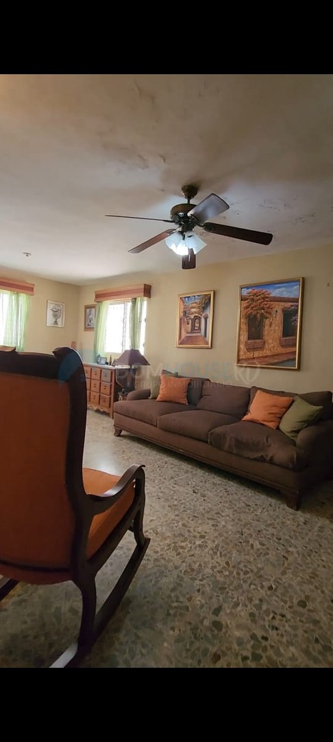 casas - Se vende casa en Av. Independencia 8