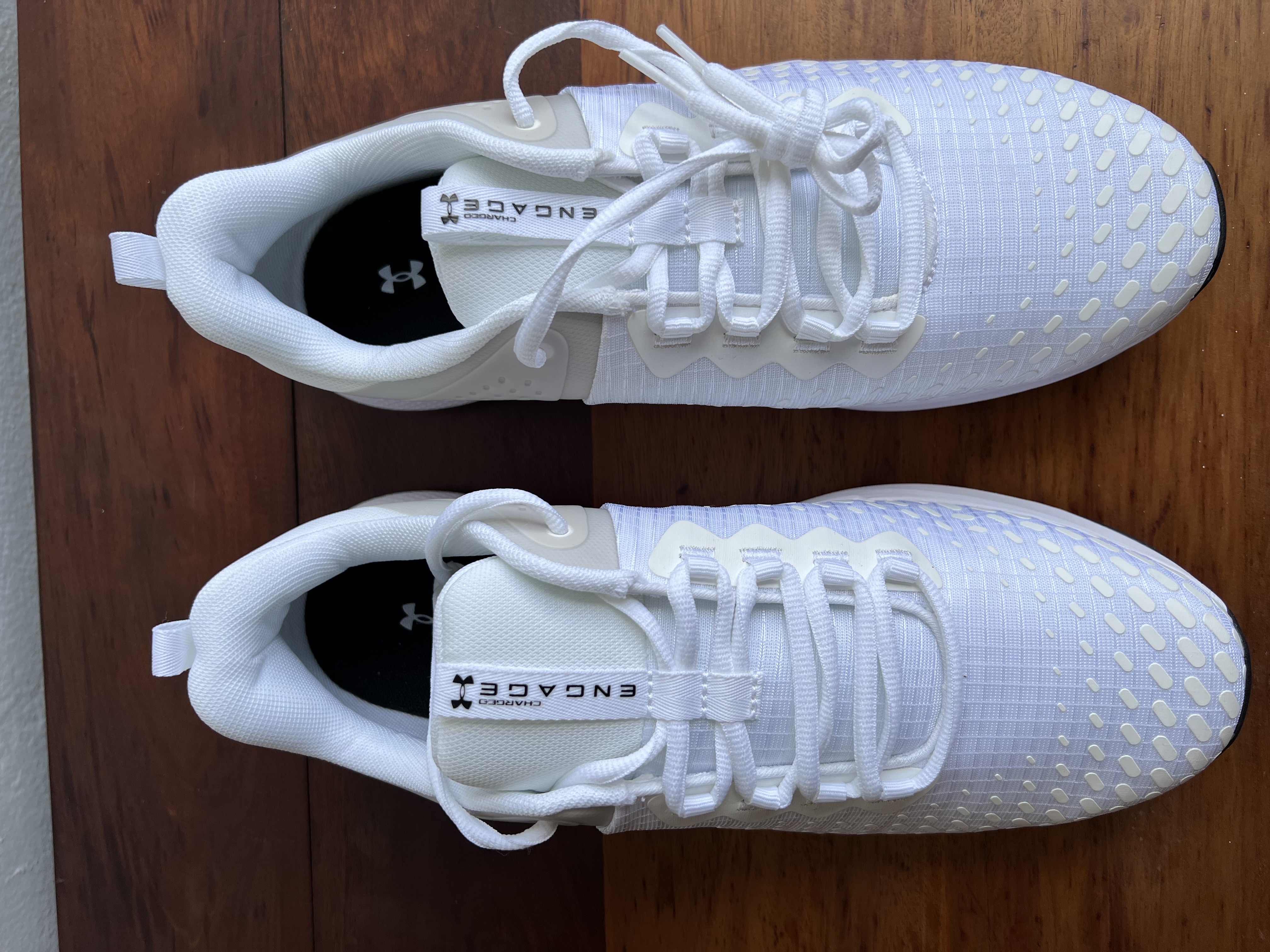 zapatos para hombre - Zapatos deportivos para hombres marca UNDER ARMOUR Nuevos size 9 -9,5 - 10  5