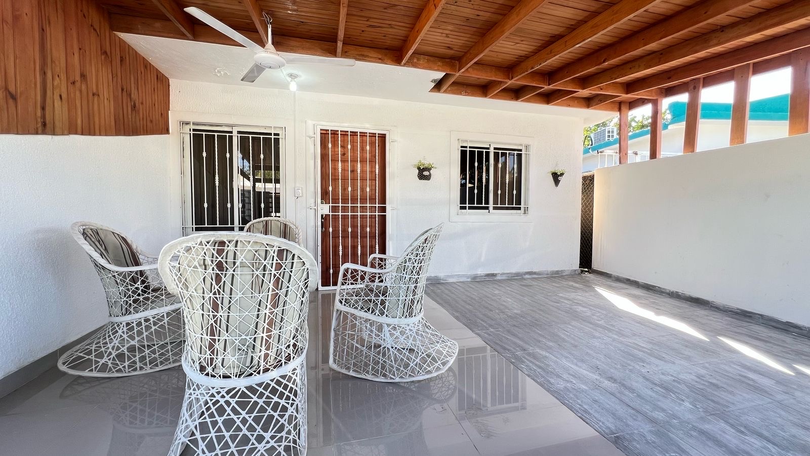 casas vacacionales y villas - venta de Villa  en punta cana amueblada con piscina República Dominicana  6