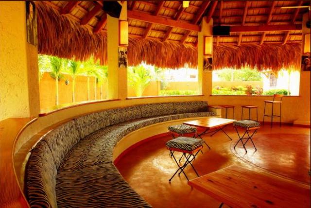 casas vacacionales y villas - Superb luxury villa, in Miami Art-Deco style 3